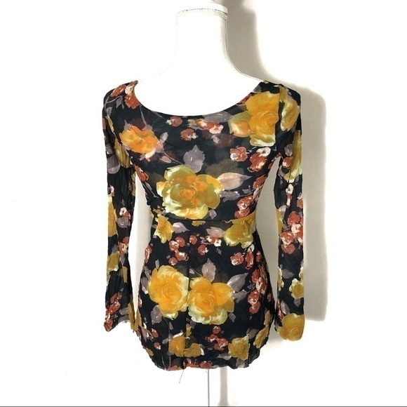 Daisy & Clover Floral Fit & Flare Top Medium Women - Picture 3 of 7